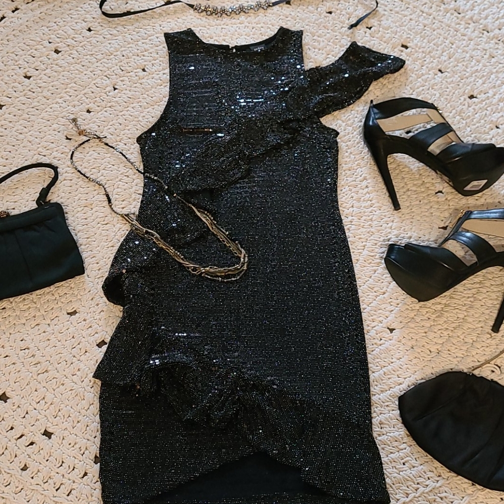 NWOT COCKTAIL DRESS BLACK AND SILVER SHIMMER R - Picture 9 of 16